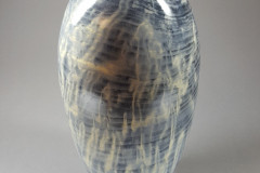 Vase-aus-Maserfichte-gebeizt-und-lackiert