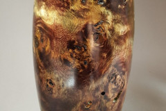 Vase-in-Pappal-Maser-gebeizt-und-lackiert